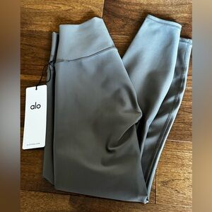 Alo Airlift 7/8 Legging Small - Olive Tree